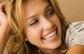 Жессика Альбагийн охин нэг нас хүрчээ